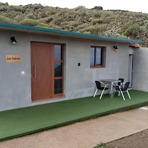 https://la-cueva-mocanal.in-canary-islands.com