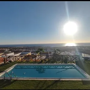 https://casina-relax-view-pool.in-canary-islands.com