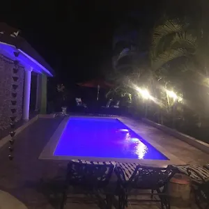 https://very-friendly-house-with-privat-pool.greaterantilleshotels.net