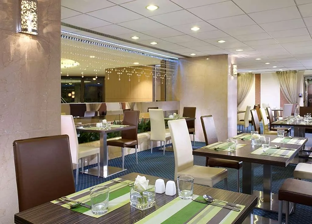 The Harbourview - Chinese Ymca Of Hong Kong Hotel 4*,