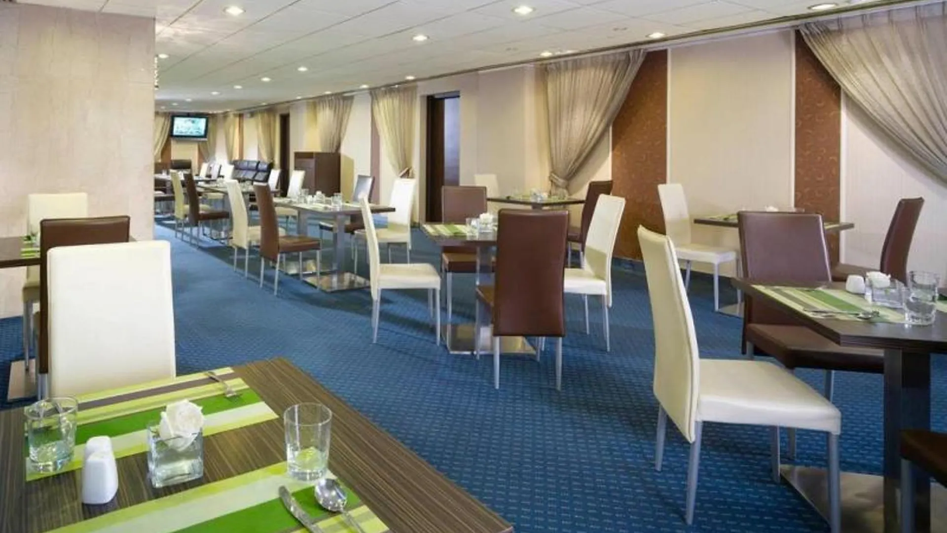 ****  The Harbourview - Chinese Ymca Of Hong Kong Hotel China